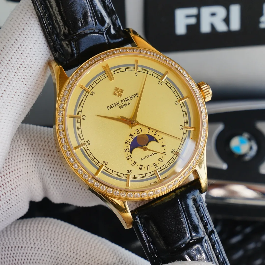 【Top replica】💰4500! Patek Philippe, six-digit real sun, moon, stars and calendar function, movement, date set 2824-2 (zero repair), imported Italian calfskin, original pin buckle, welcome to repost, we will sell it if you repost it!